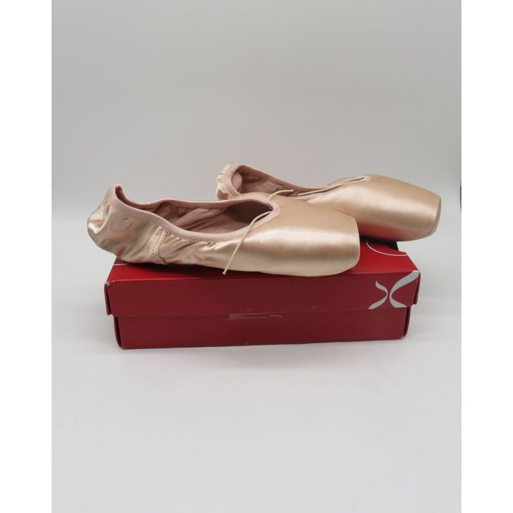 Capezio Satin Pointe Ballet Shoes 11.5W For Women NEW